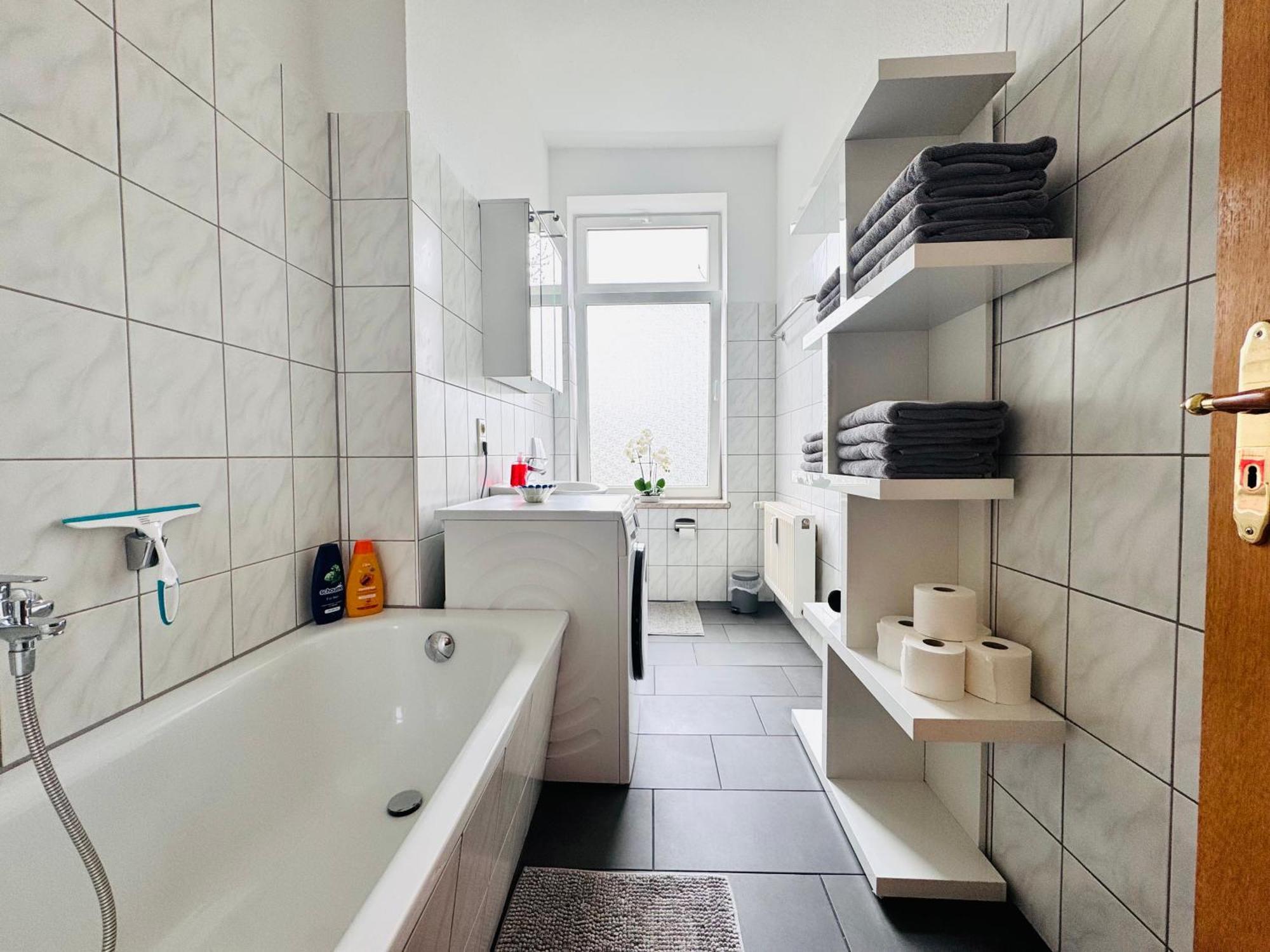 Attraktive Wohnung Im Schoenen Hinterhof Schwerin  Dış mekan fotoğraf